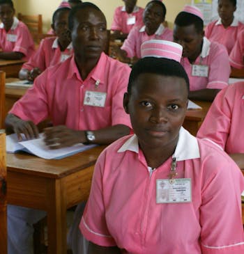 Leerlingen van Villa Maria Hospital in Oeganda