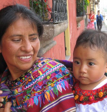 Vrouw met kind uit Guatemala