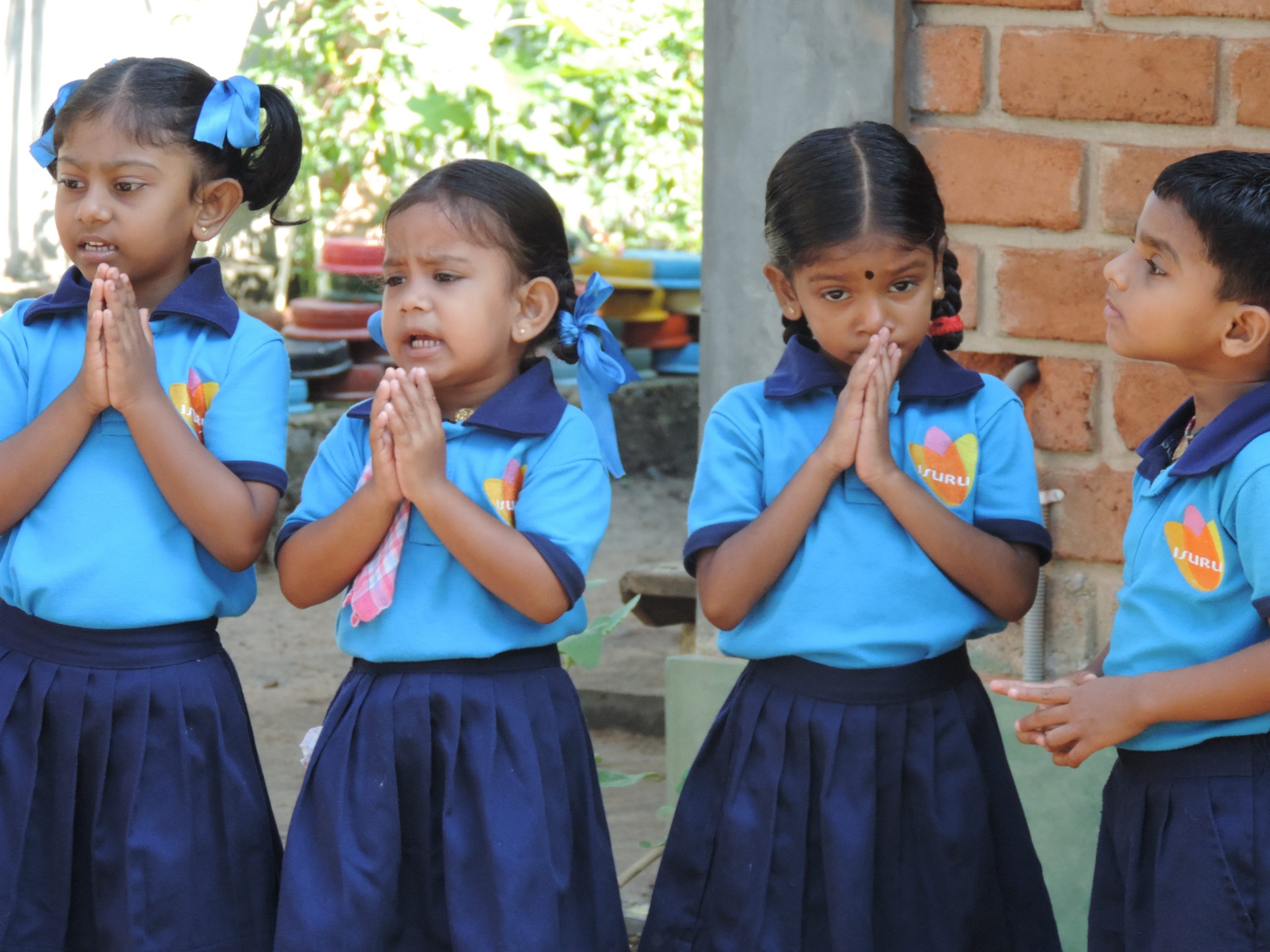 Ouders Staan Te Popelen Om School Voor Hun Kinderen Uit Te Breiden Wilde Ganzen