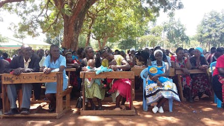 Bijeenkomst van betrokken ouders in Kenia