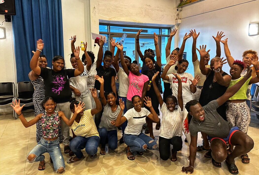 Jongeren in Suriname die begeleiding krijgen.