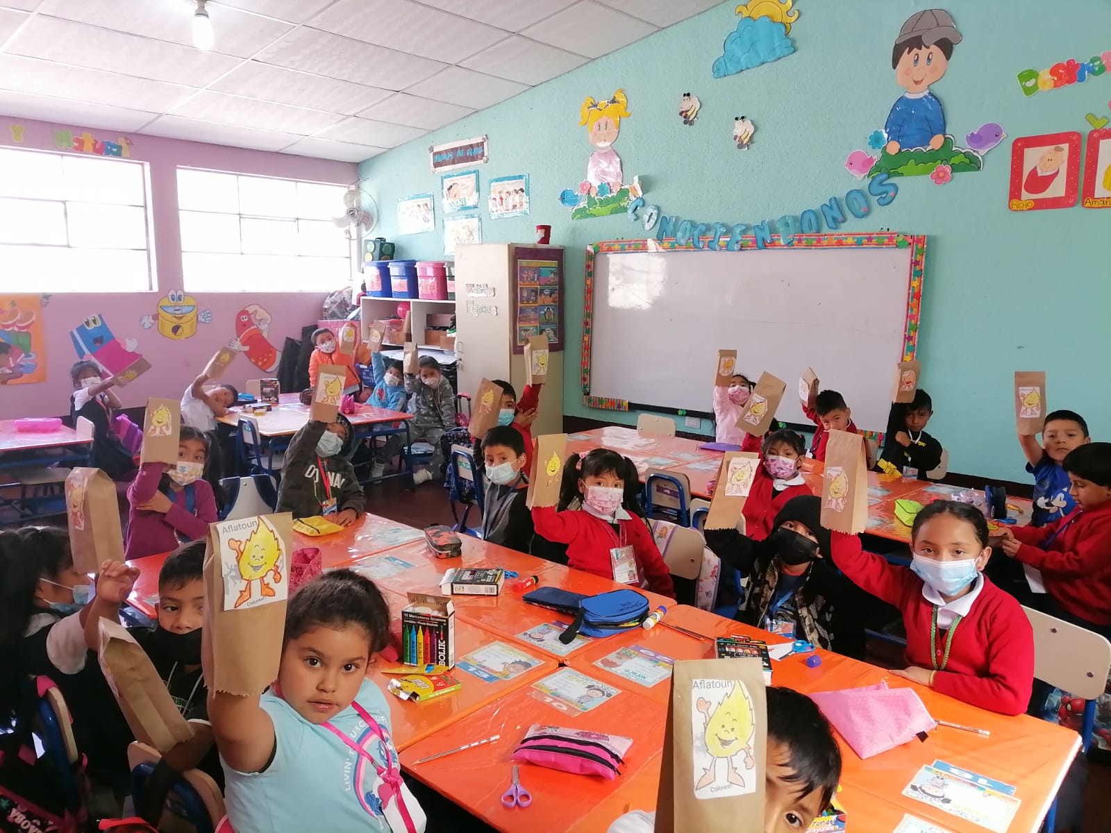 Een klas kinderen op een school in Guatamala