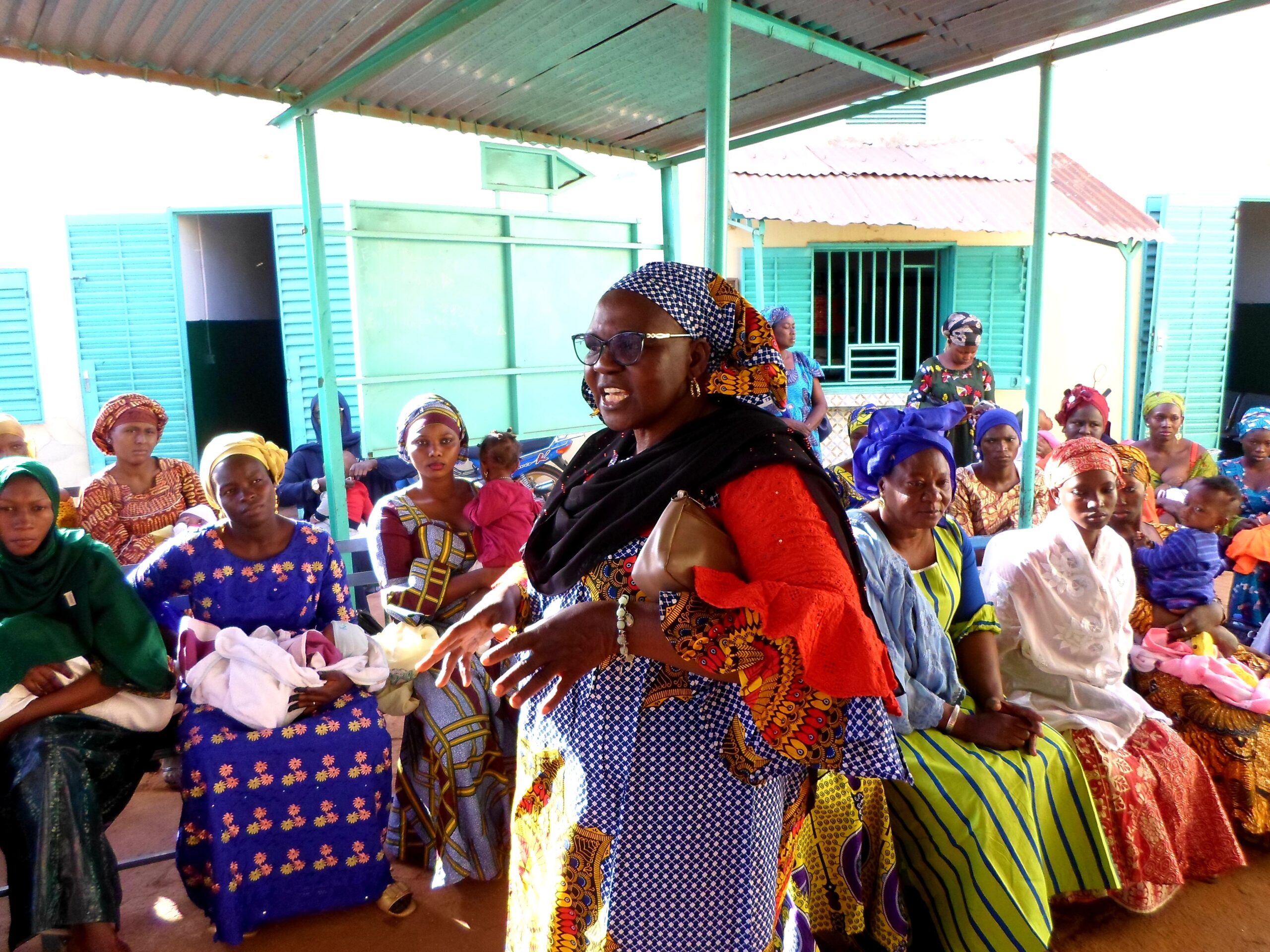 Een groep vrouwen in Mali die vrouwenbesnijdenis bestrijden.