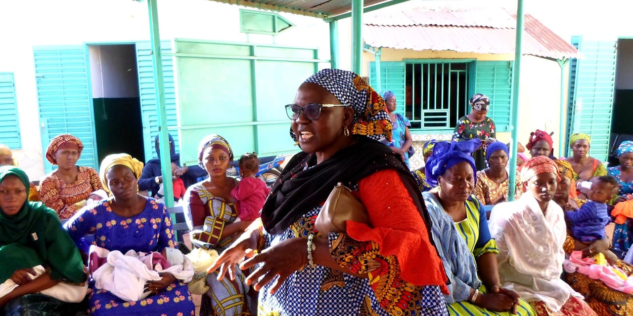 Een groep vrouwen in Mali die vrouwenbesnijdenis bestrijden.