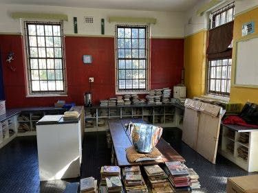 Een bibliotheek op een basisschool